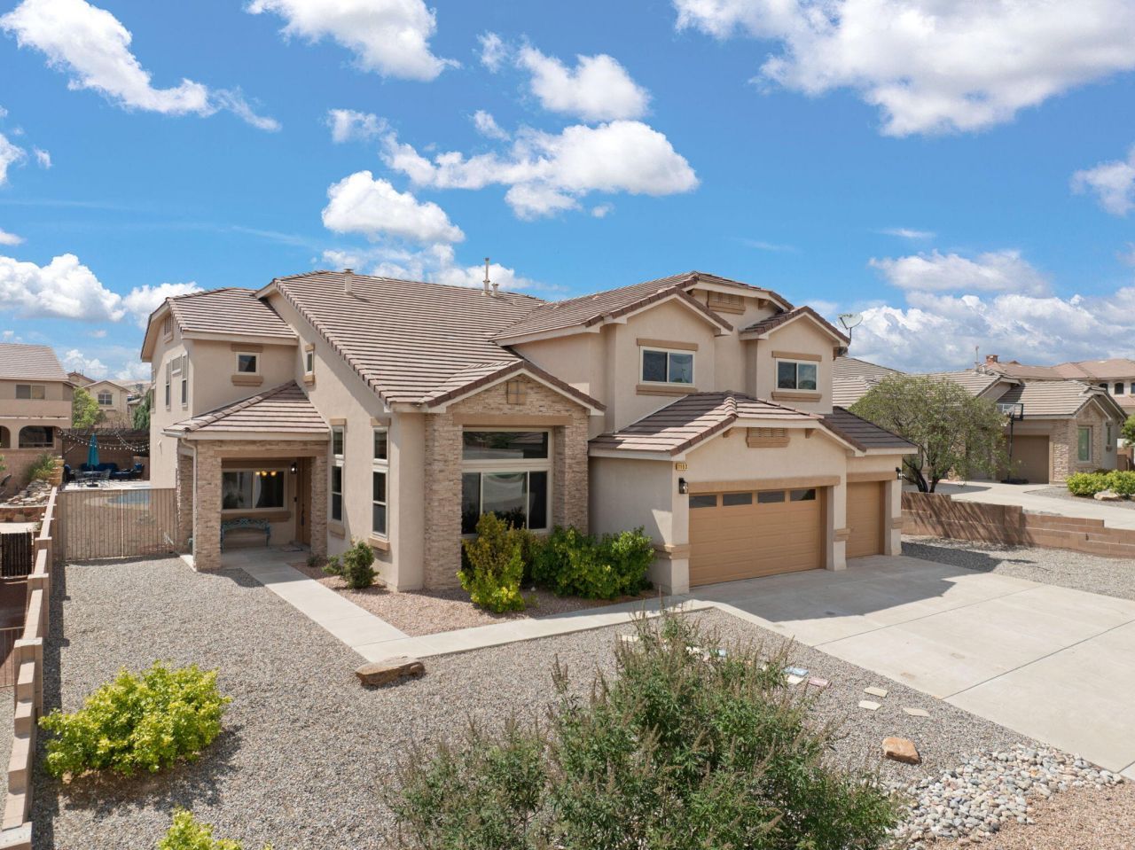Rio Rancho, New Mexico, 87144, United States, 4 Bedrooms Bedrooms, ,3 BathroomsBathrooms,Residential,For Sale,1906947