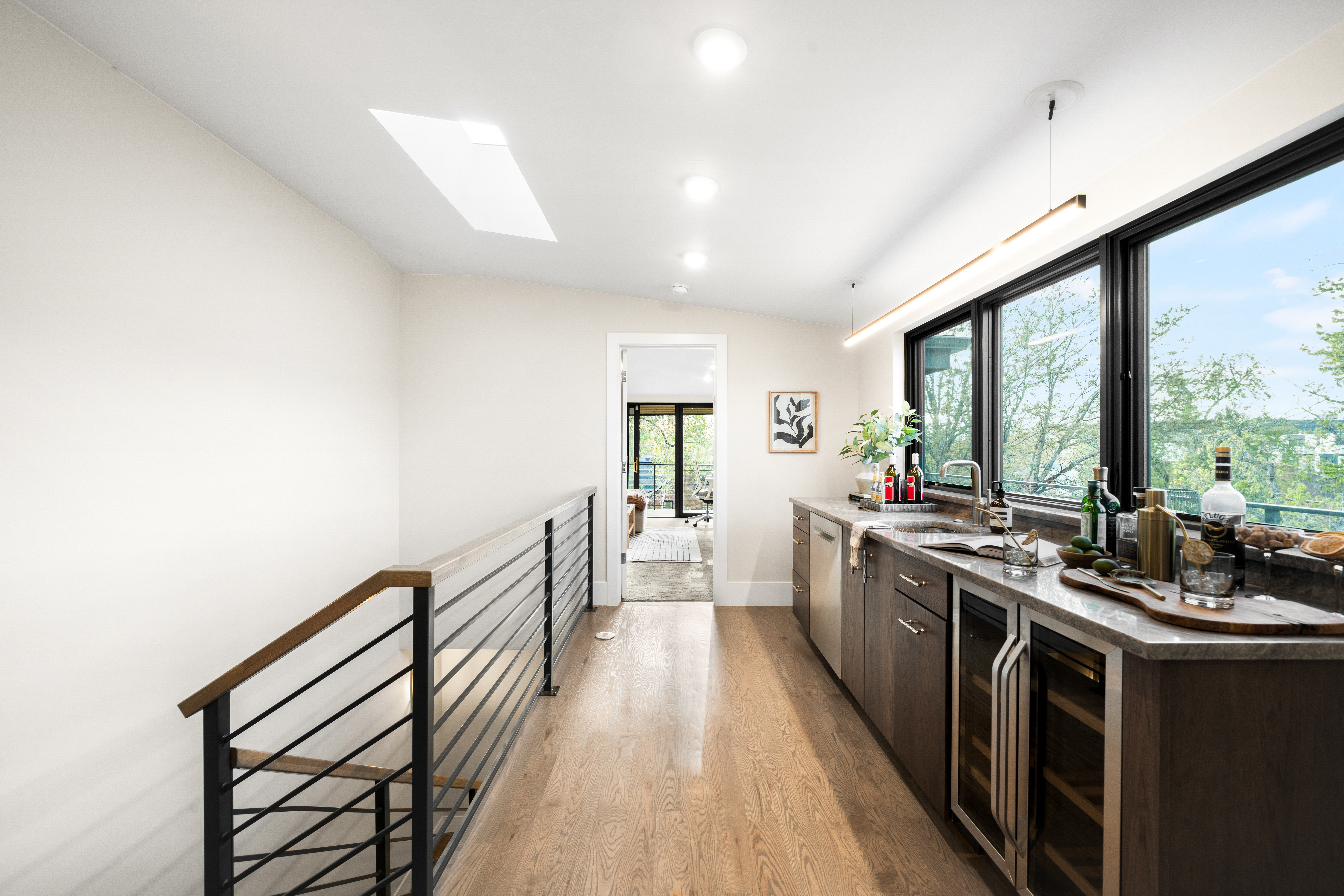  Exceptional Modern 4-Bedroom, 5-Bath Duplex - 物件實景
