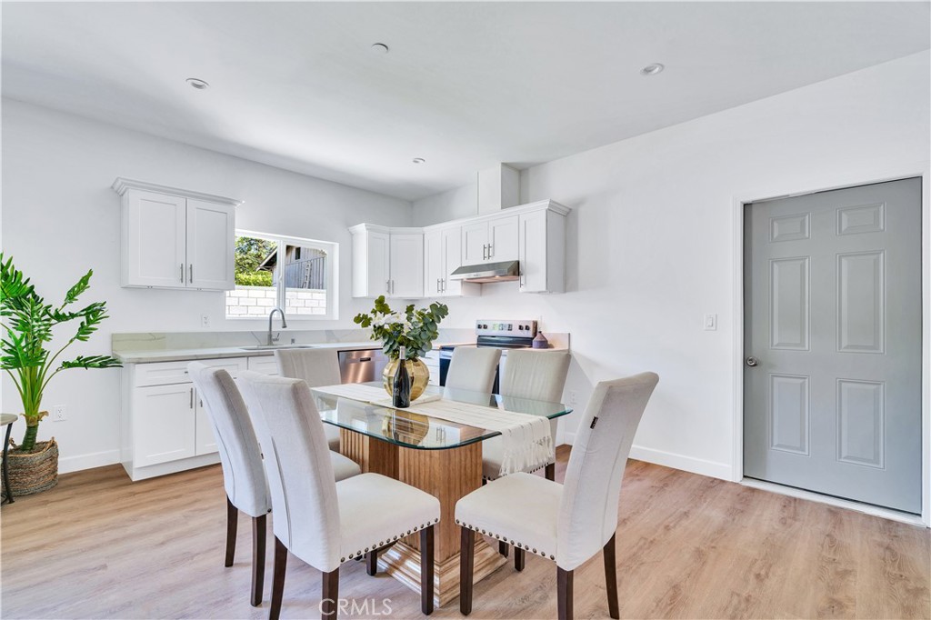 Redlands, California, 92373, United States, 6 Bedrooms Bedrooms, ,5 BathroomsBathrooms,Residential,For Sale,1976370