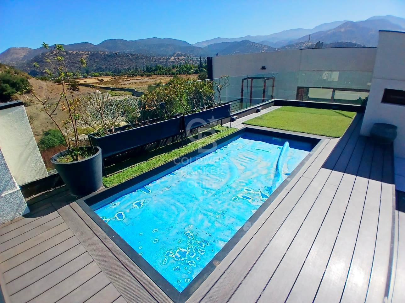Lo Barnechea, Chile, 3 Bedrooms Bedrooms, ,5 BathroomsBathrooms,Residential,For Sale,1746067
