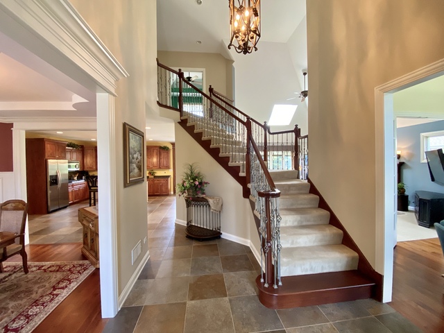 Mokena, Illinois, 60448, United States, 5 Bedrooms Bedrooms, ,4 BathroomsBathrooms,Residential,For Sale,1915819