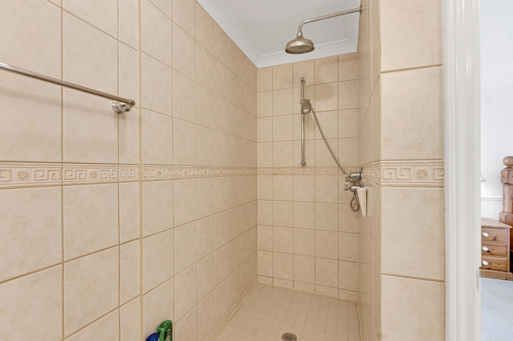 Drummond-North Elmsley, Ontario, K7H0G5, CA, 8 Bedrooms Bedrooms, ,7 BathroomsBathrooms,Residential,For Sale,1991661