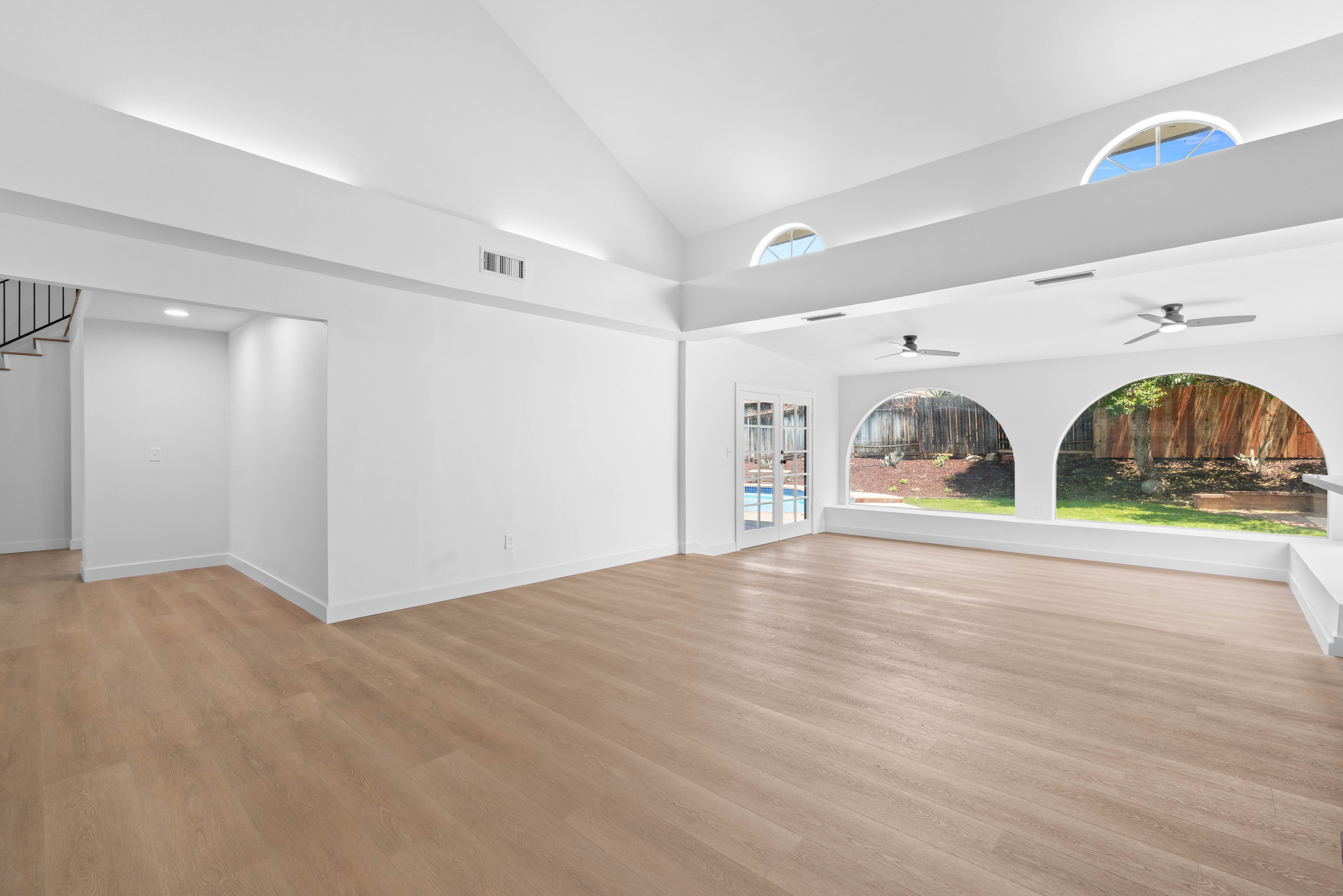  2463 Falling Oak Drive, Riverside, CA 92506 - 物件實景