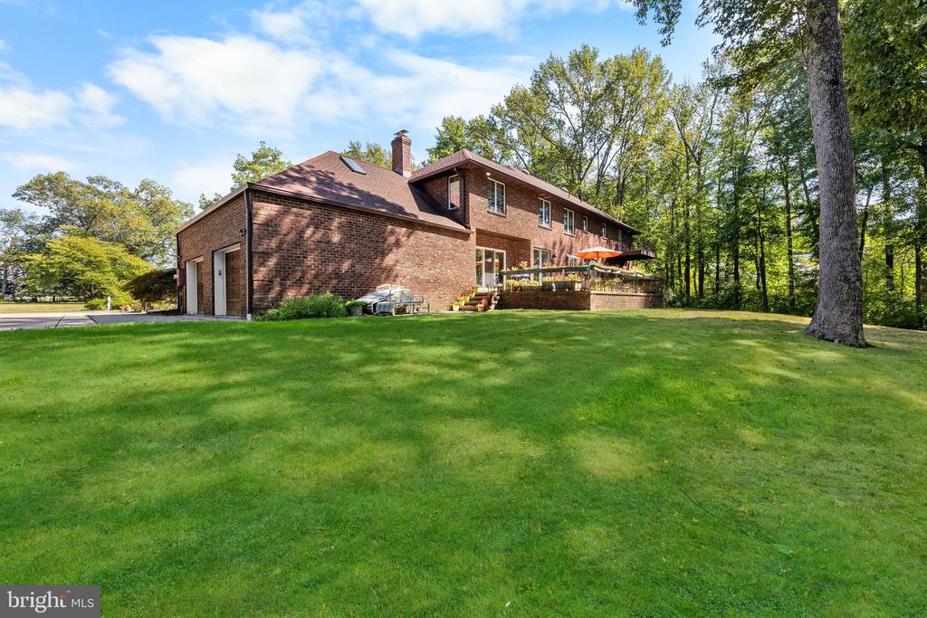 Hightstown, New Jersey, 08520, United States, 5 Bedrooms Bedrooms, ,4 BathroomsBathrooms,Residential,For Sale,1905744