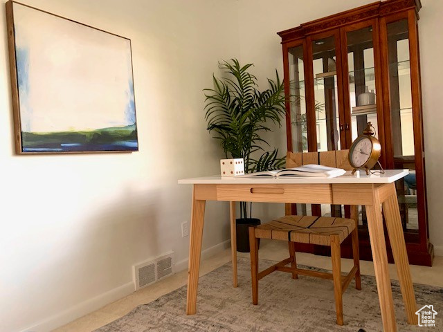 Salt Lake City, Utah, 84105, United States, 5 Bedrooms Bedrooms, ,1 BathroomBathrooms,Residential,For Sale,1958258