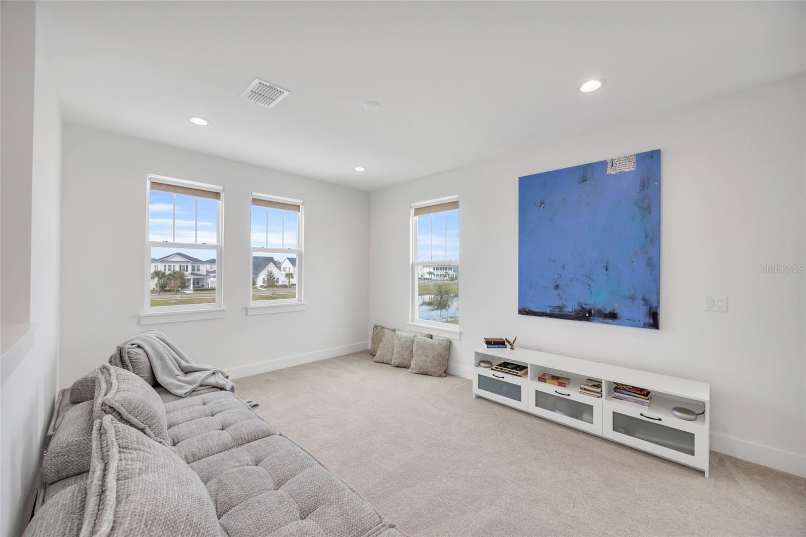 WINTER GARDEN, Florida, 34787, United States, 4 Bedrooms Bedrooms, ,4 BathroomsBathrooms,Residential,For Sale,2014519
