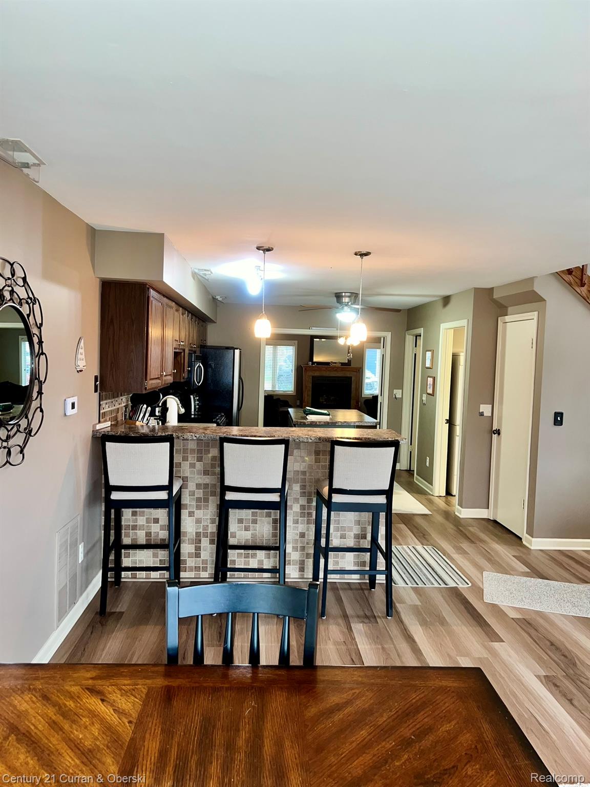 Jackson, Michigan, 49201, United States, 3 Bedrooms Bedrooms, ,3 BathroomsBathrooms,Residential,For Sale,1981223