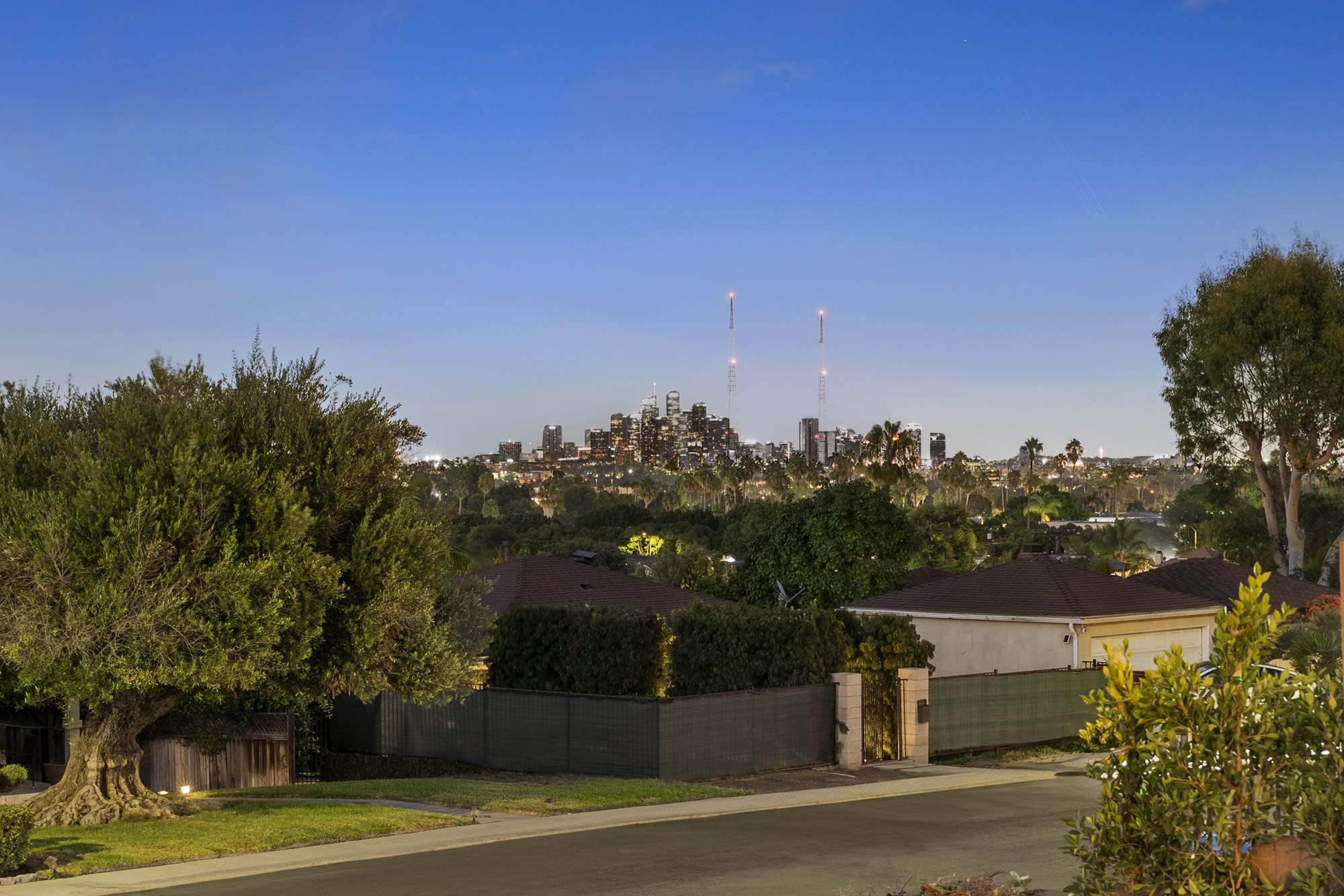  5280 Sanchez Dr - 物件實景
