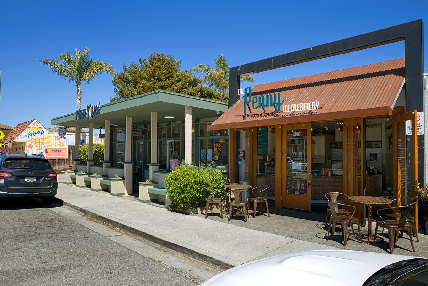 Capitola, California, 95010, United States, 2 Bedrooms Bedrooms, ,1 BathroomBathrooms,Residential,For Sale,1920106