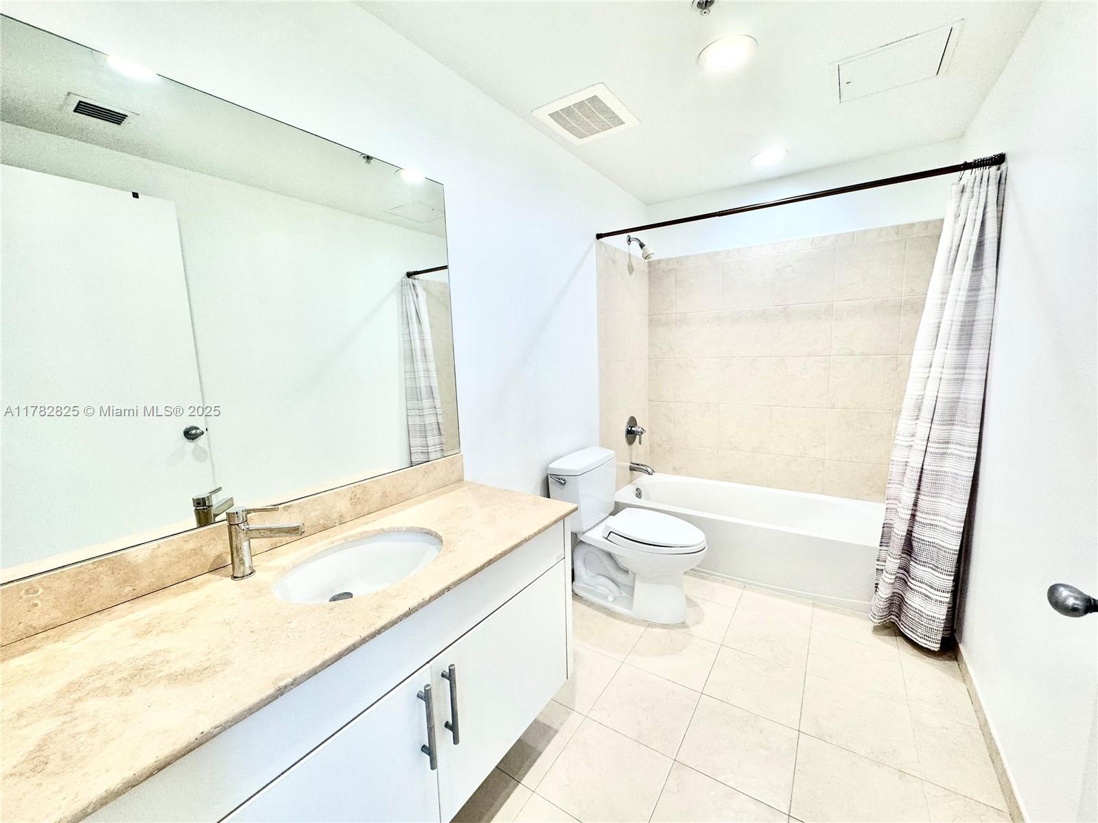 North Bay Village, Florida, 33141, United States, 2 Bedrooms Bedrooms, ,2 BathroomsBathrooms,Residential,For Sale,1878649