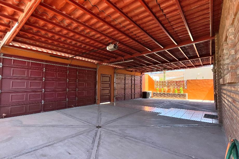 Guaymas, Sonora, 85506, Mexico, 4 Bedrooms Bedrooms, ,2 BathroomsBathrooms,Residential,For Sale,1918784