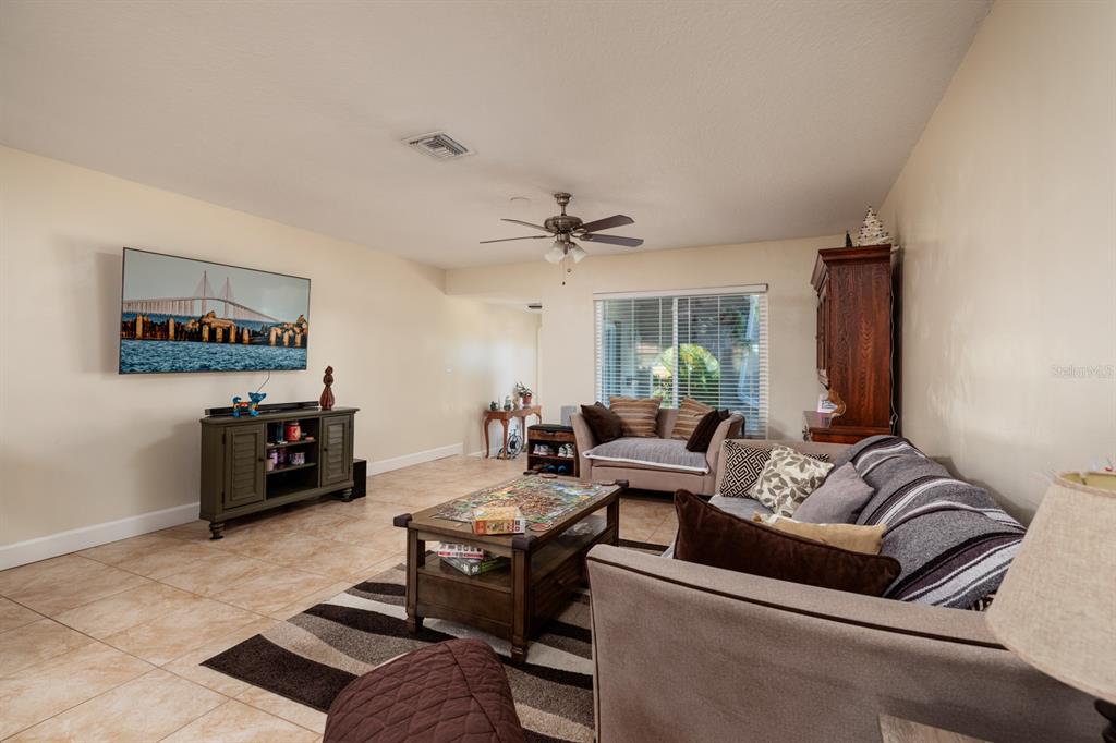 St Petersburg, Florida, 33703, United States, 3 Bedrooms Bedrooms, ,2 BathroomsBathrooms,Residential,For Sale,1770463