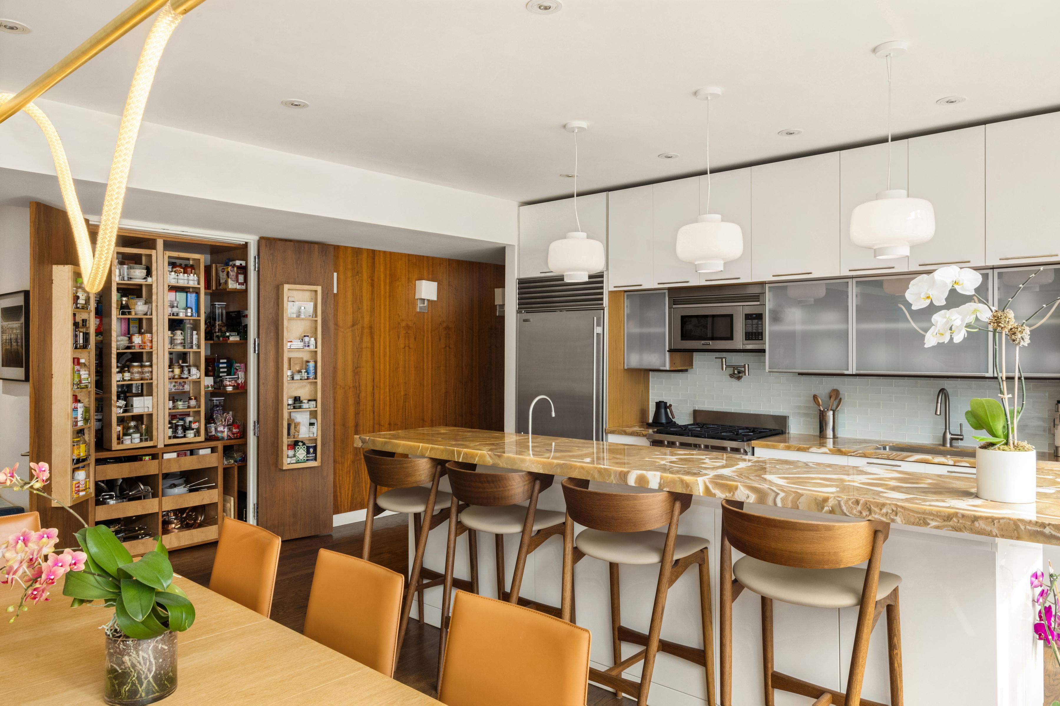  433 East 74th Street - 物件實景