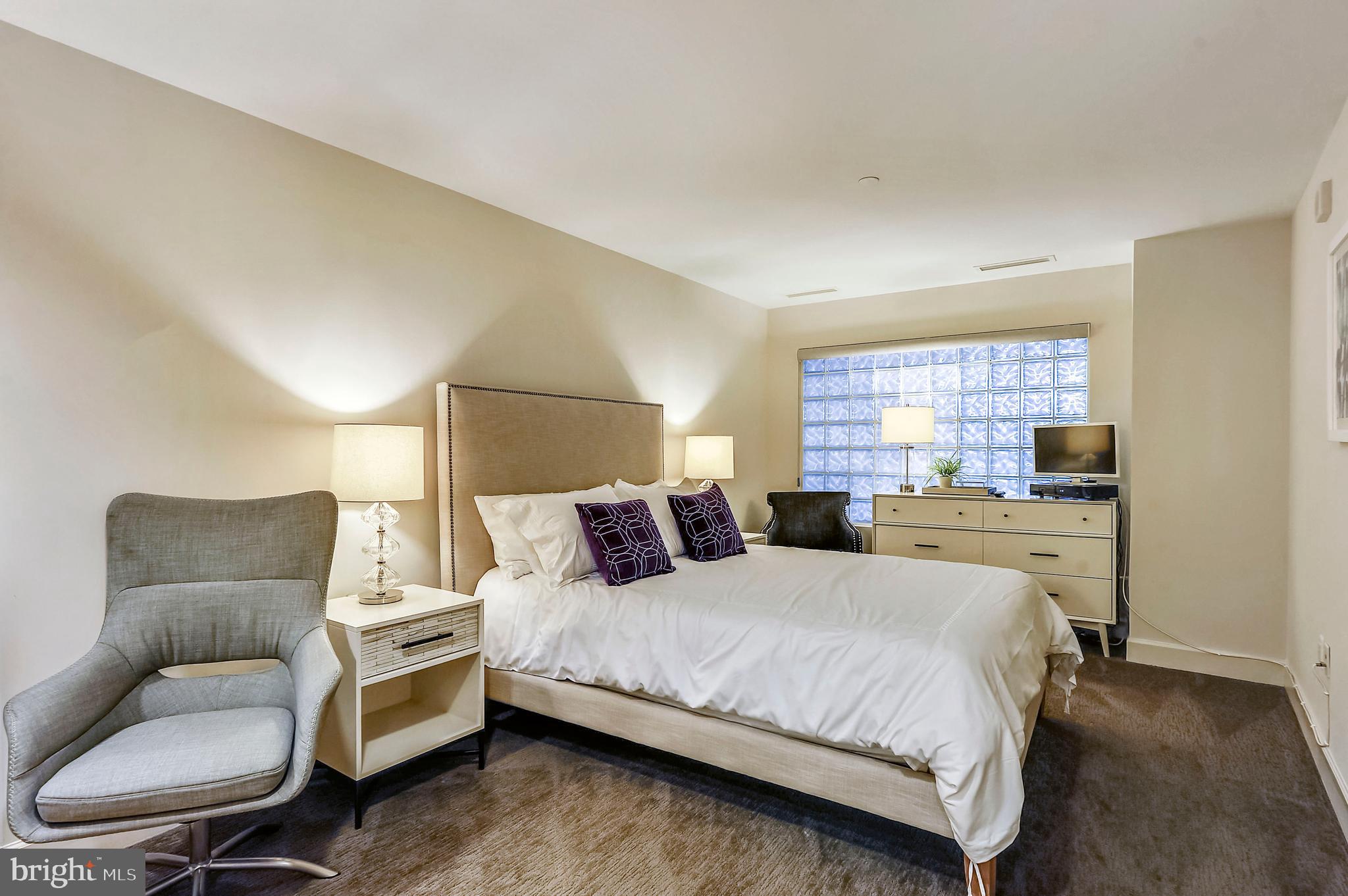 Bethesda, Maryland, 20815, United States, 2 Bedrooms Bedrooms, ,Residential,For Sale,1920331