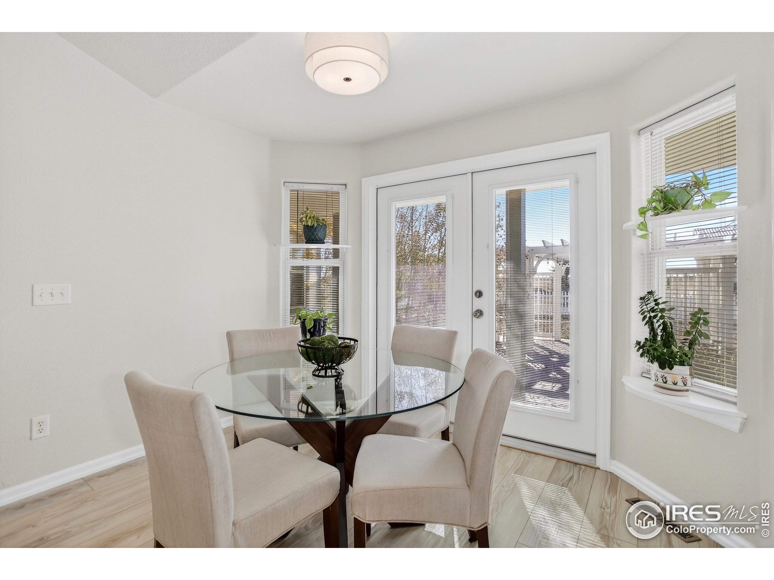 Strasburg, Colorado, 80136, United States, 3 Bedrooms Bedrooms, ,4 BathroomsBathrooms,Residential,For Sale,1991126