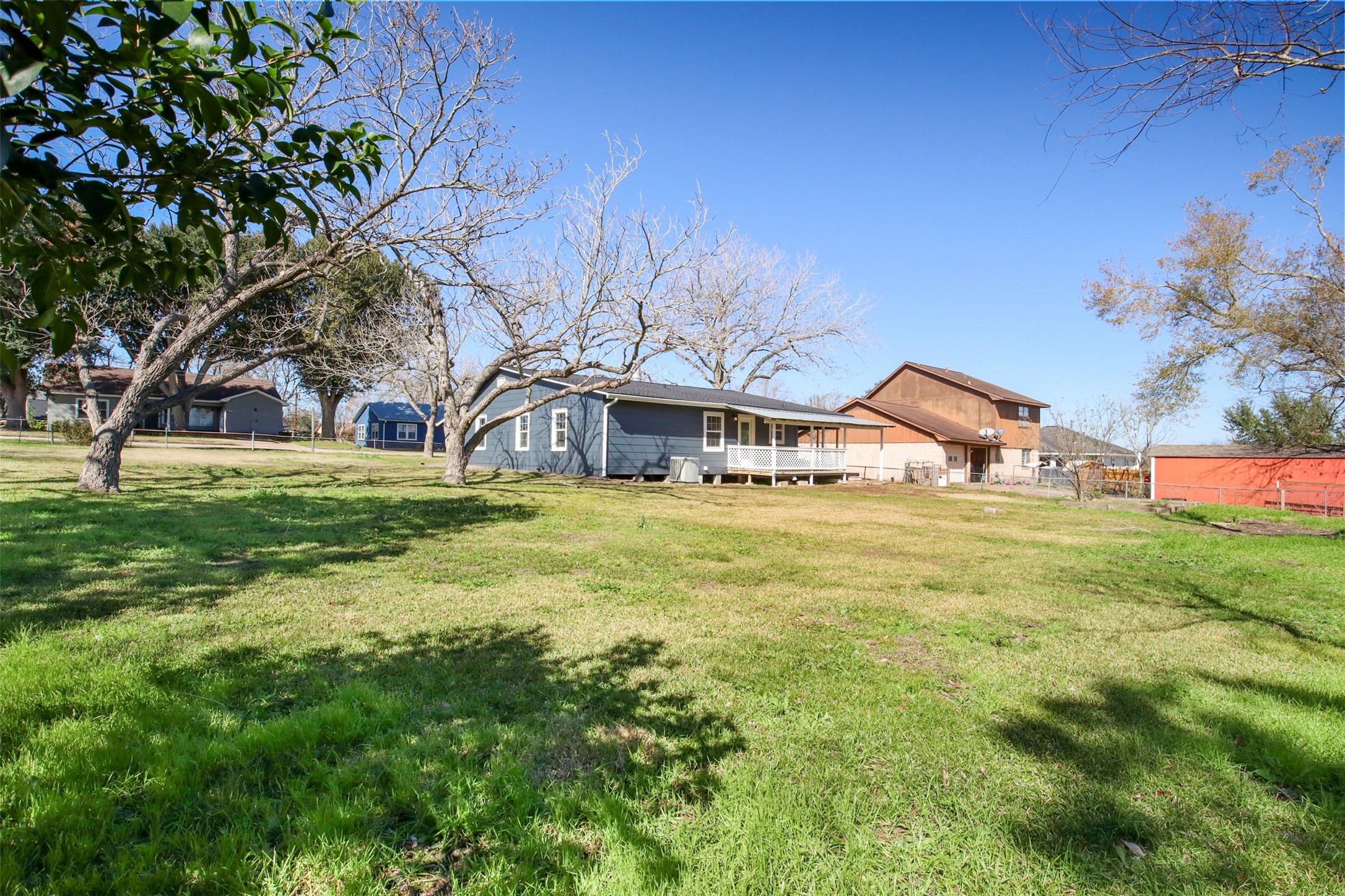  407 N Amthor Street,Bellville, TX, 77418 - 物件實景