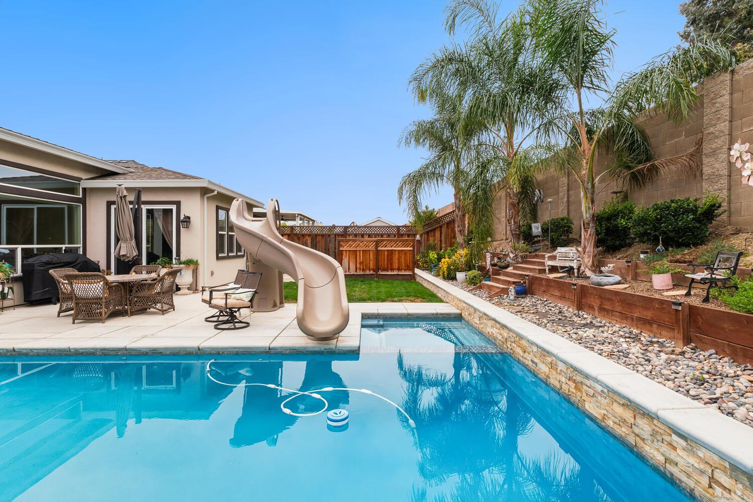 Tracy, California, 95377, United States, 4 Bedrooms Bedrooms, ,3 BathroomsBathrooms,Residential,For Sale,2001964