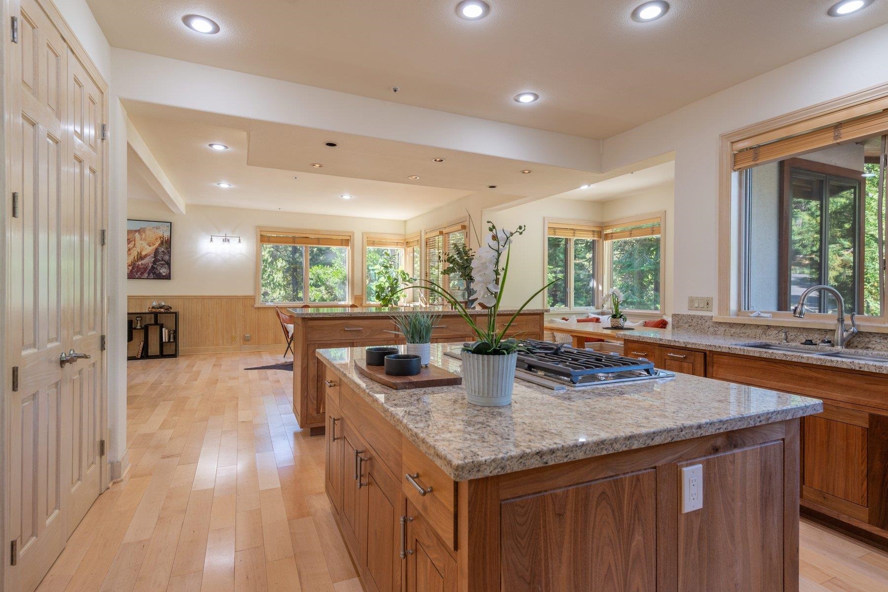 Olympic Valley, California, 96146, United States, 5 Bedrooms Bedrooms, ,4 BathroomsBathrooms,Residential,For Sale,1906750