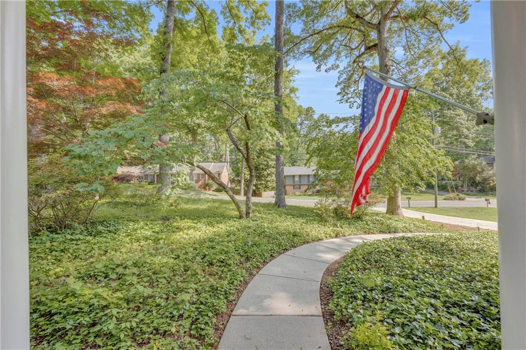 Dunwoody, Georgia, 30338, United States, 4 Bedrooms Bedrooms, ,3 BathroomsBathrooms,Residential,For Sale,1931149