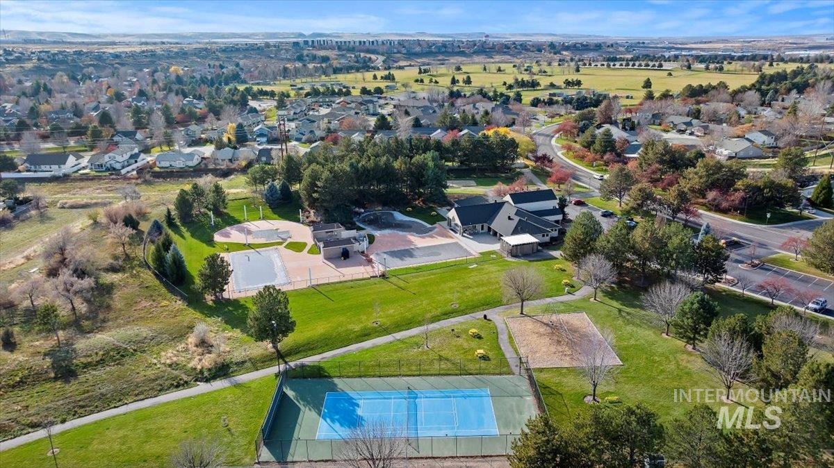 Boise, Idaho, 83716, United States, 3 Bedrooms Bedrooms, ,2 BathroomsBathrooms,Residential,For Sale,1995965