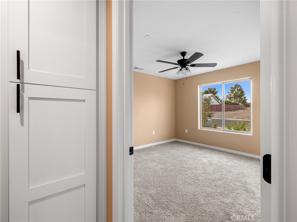 Victorville, California, 92395, United States, 3 Bedrooms Bedrooms, ,2 BathroomsBathrooms,Residential,For Sale,1948419