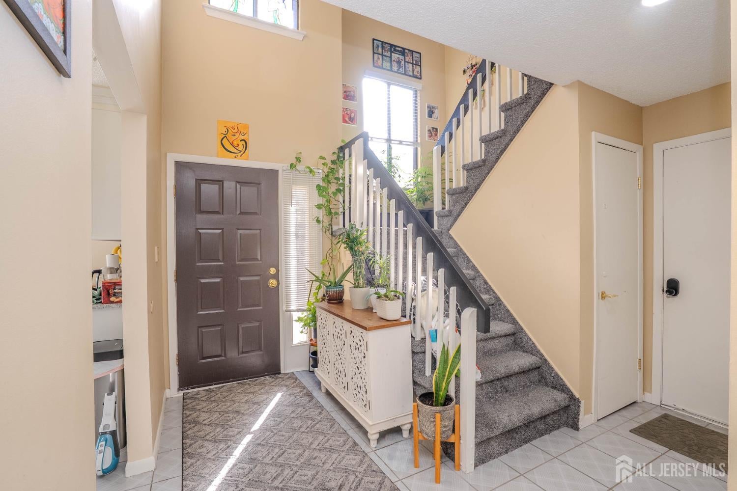 Edison, New Jersey, 08820, United States, 2 Bedrooms Bedrooms, ,3 BathroomsBathrooms,Residential,For Sale,1987330