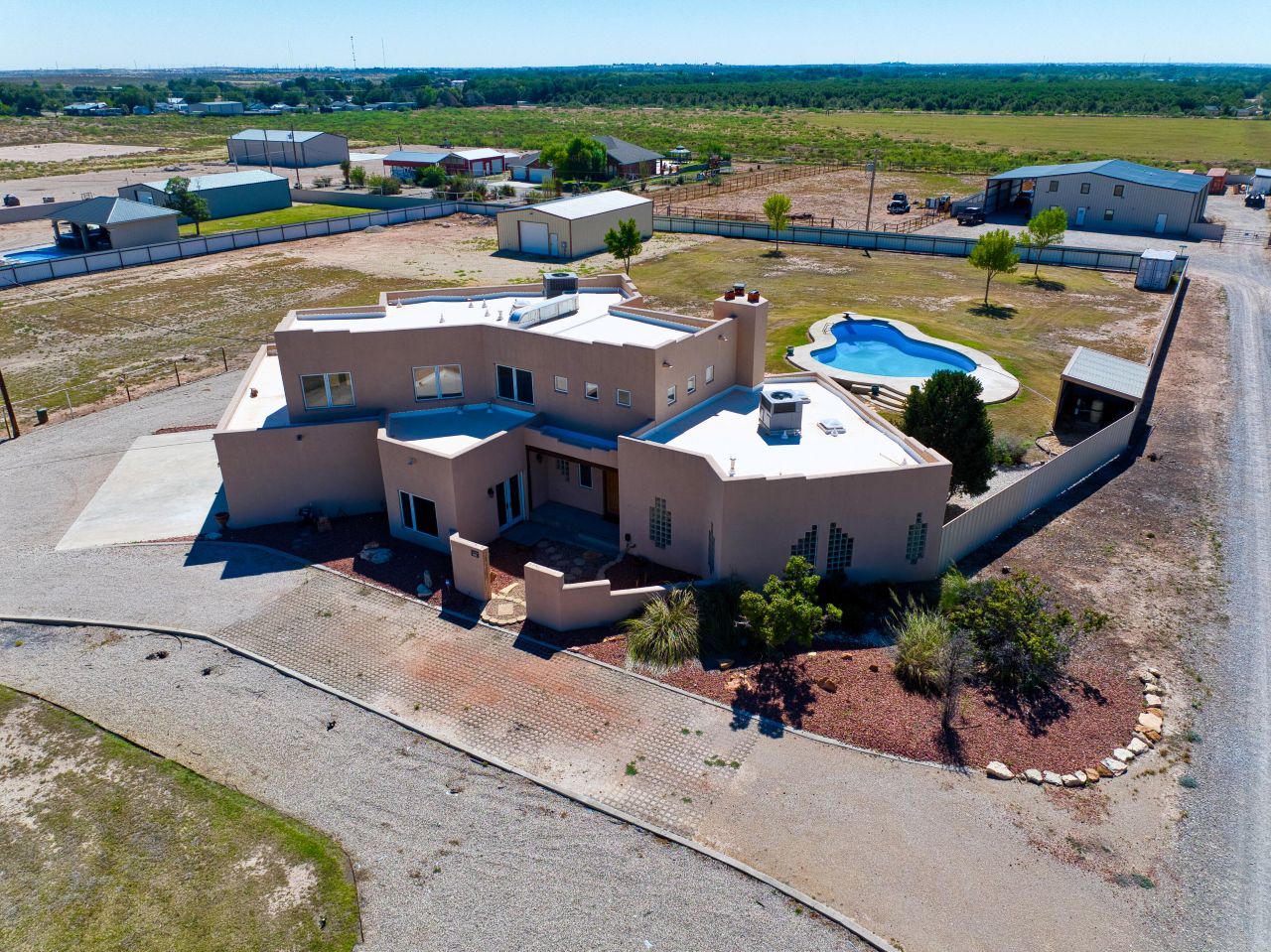 Carlsbad, New Mexico, 88220, United States, 4 Bedrooms Bedrooms, ,3 BathroomsBathrooms,Residential,For Sale,1973725