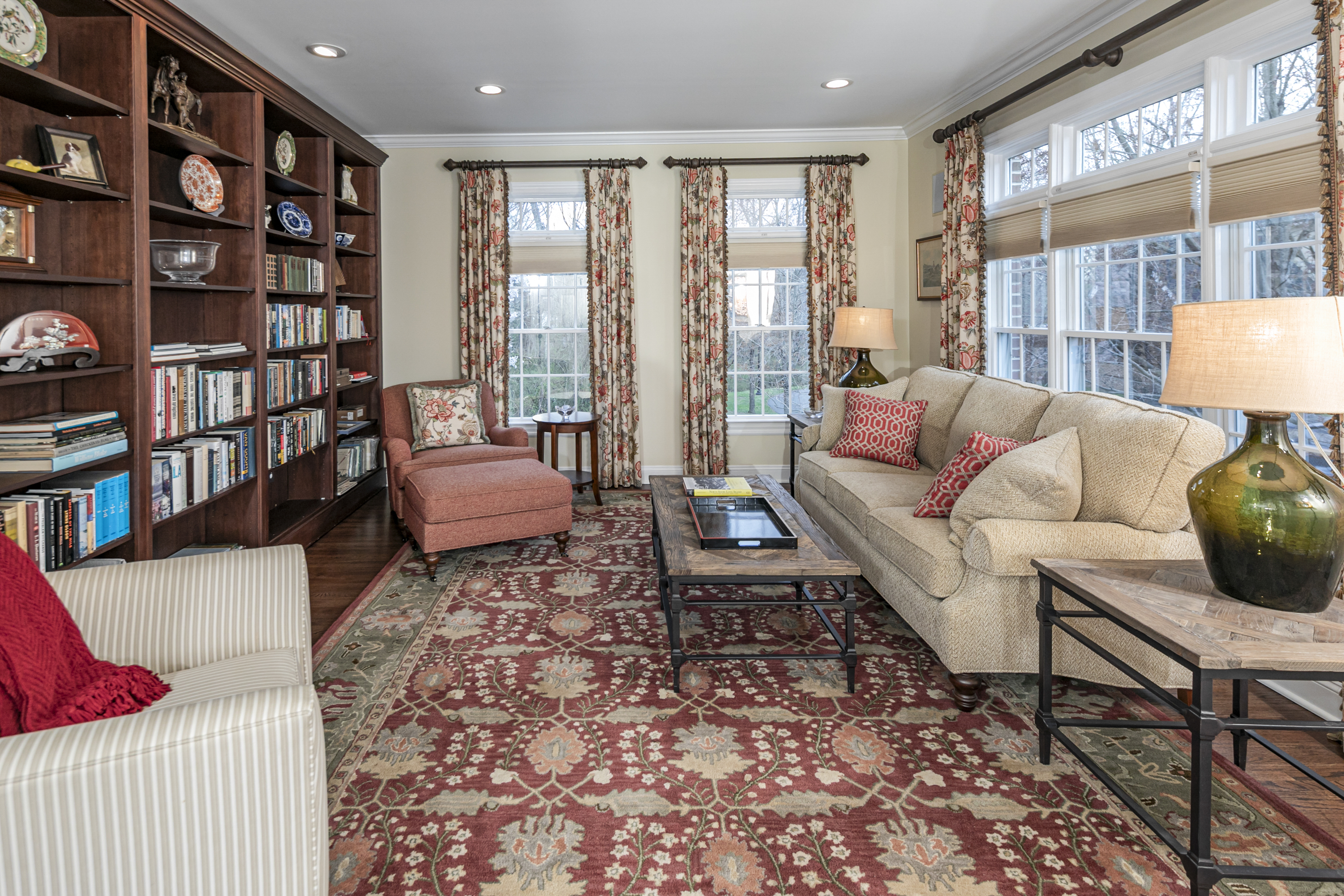  Exceptional Design and Thoughtful Updates in a Rare Governors Lane Offering - 物件實景