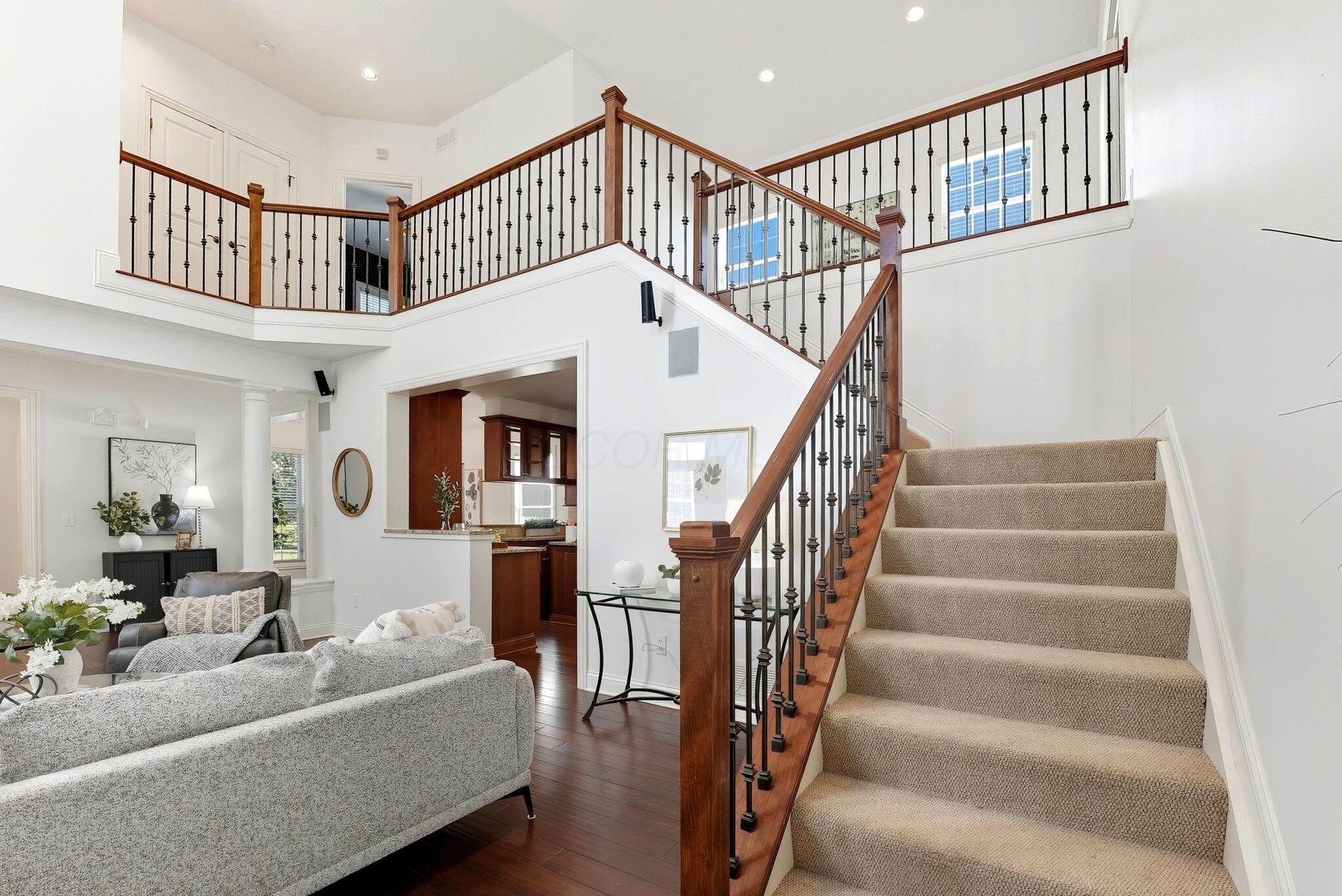 New Albany, Ohio, 43054, United States, 4 Bedrooms Bedrooms, ,5 BathroomsBathrooms,Residential,For Sale,1991111