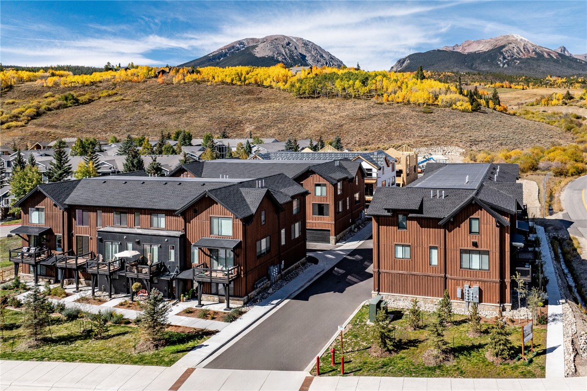 Silverthorne, Colorado, 80498, United States, 2 Bedrooms Bedrooms, ,2 BathroomsBathrooms,Residential,For Sale,1989291