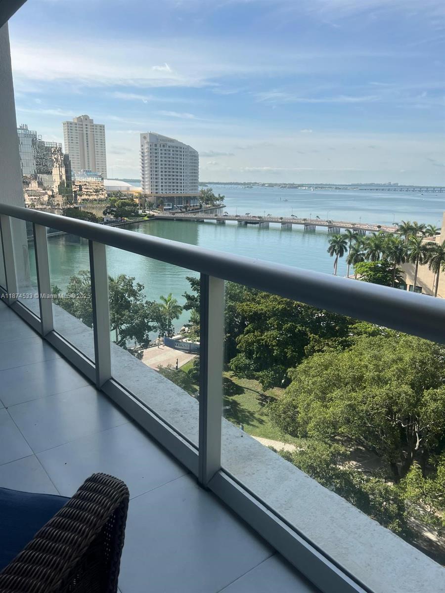 Miami, Florida, 33131, United States, 1 Bedroom Bedrooms, ,1 BathroomBathrooms,Residential,For Sale,1942098