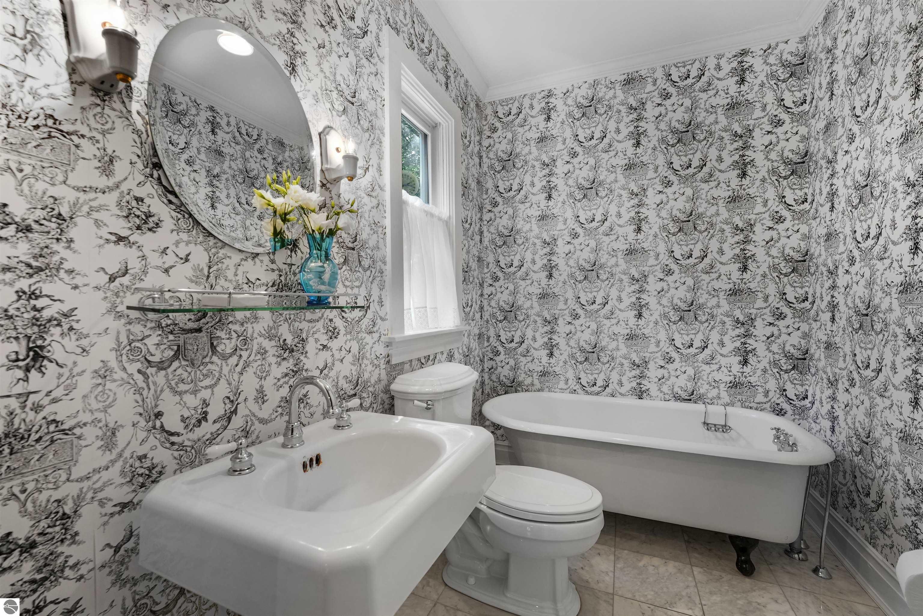 Traverse City, Michigan, 49684, United States, 3 Bedrooms Bedrooms, ,1 BathroomBathrooms,Residential,For Sale,1924144