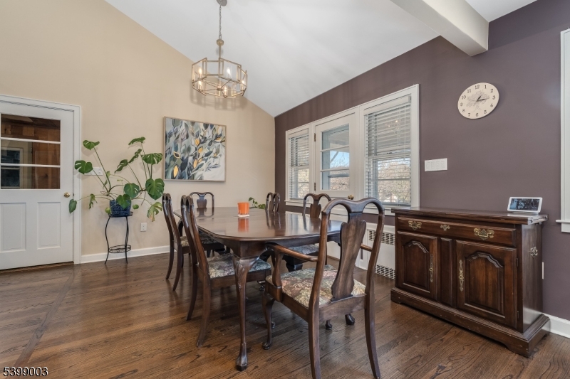 Boonton, New Jersey, 07005, United States, 3 Bedrooms Bedrooms, ,2 BathroomsBathrooms,Residential,For Sale,1998669