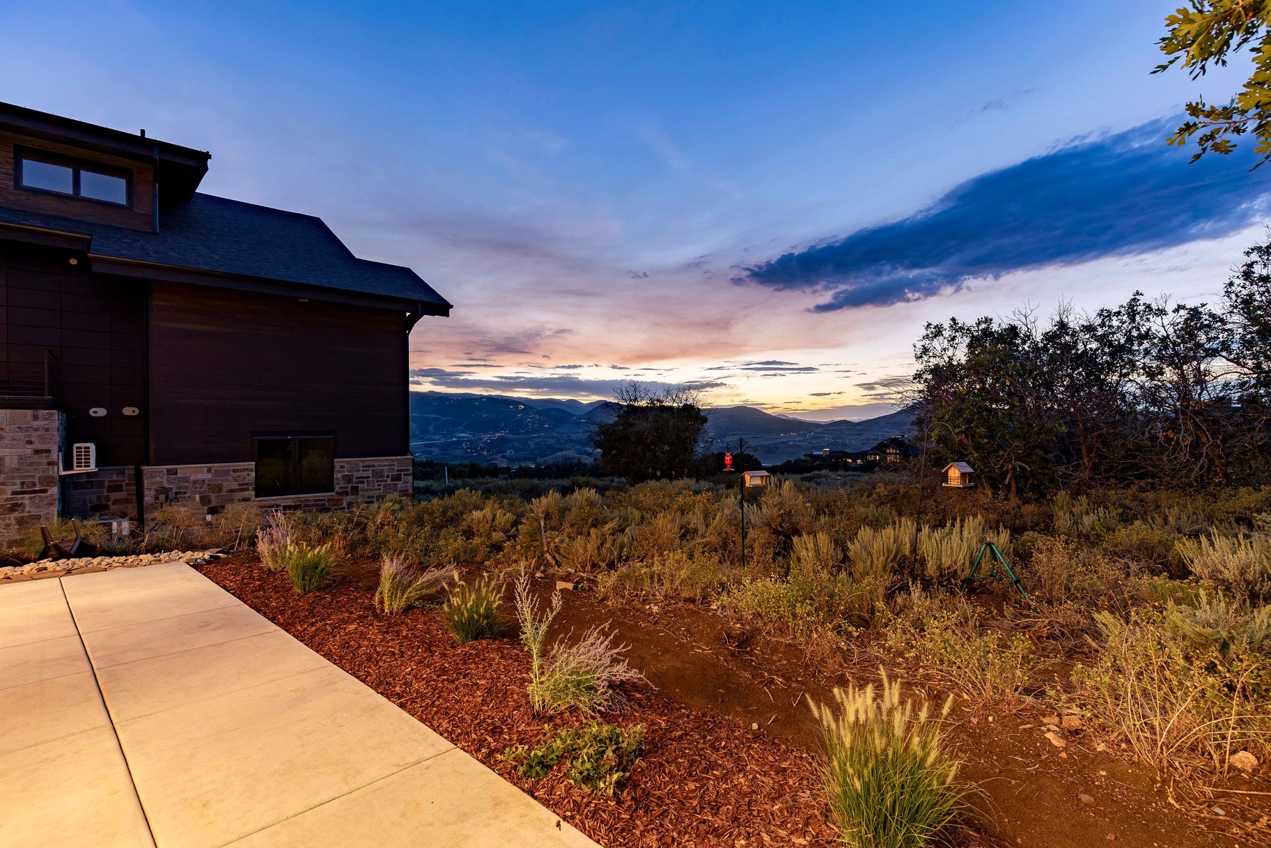  Stunning Custom Home in the Coveted Hideout Canyon Community - 物件實景