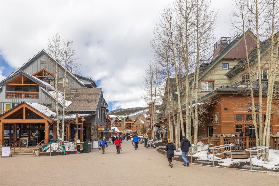 Keystone, Colorado, 80435, United States, 3 Bedrooms Bedrooms, ,2 BathroomsBathrooms,Residential,For Sale,1794771