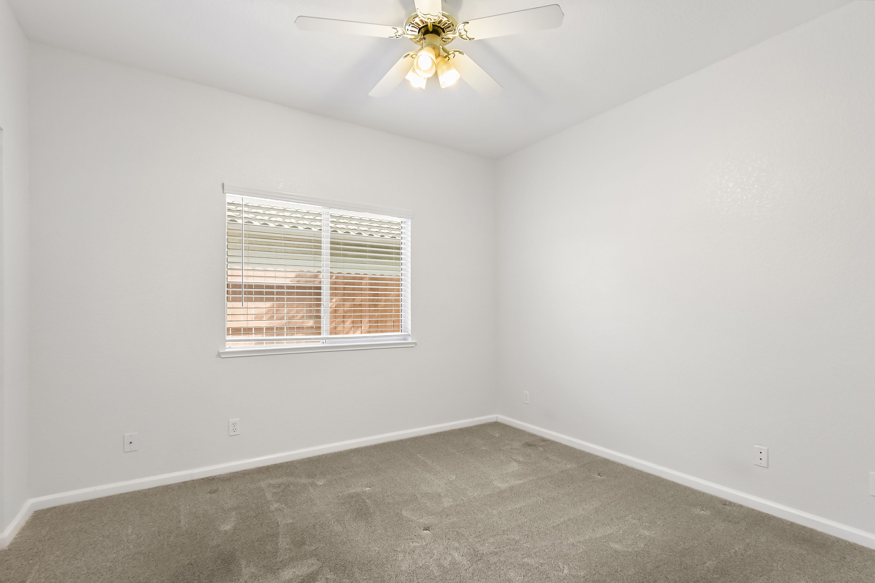  1405 Byrne Court, Folsom, CA 95630 - 物件實景