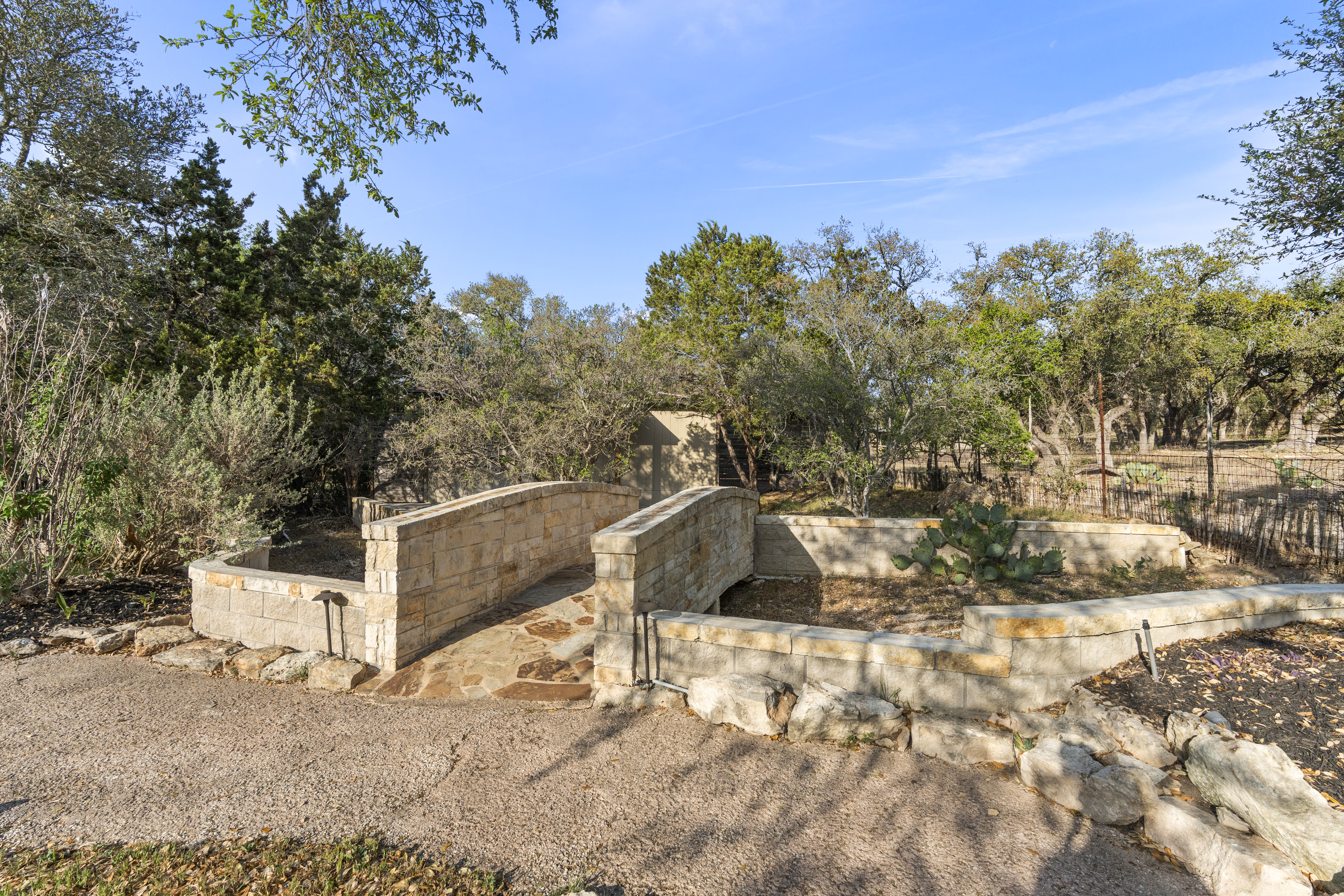  Spring Branch Luxury on 2.3 Acres - 物件實景