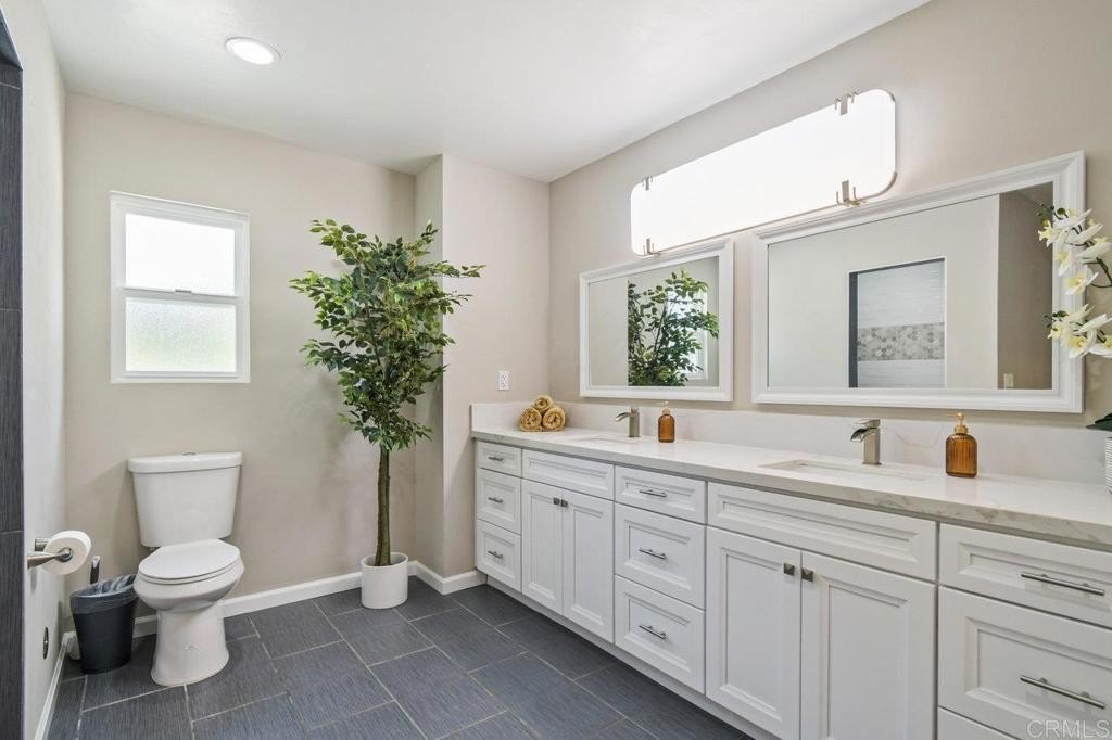 El Cajon, California, 92020, United States, 4 Bedrooms Bedrooms, ,2 BathroomsBathrooms,Residential,For Sale,2003426