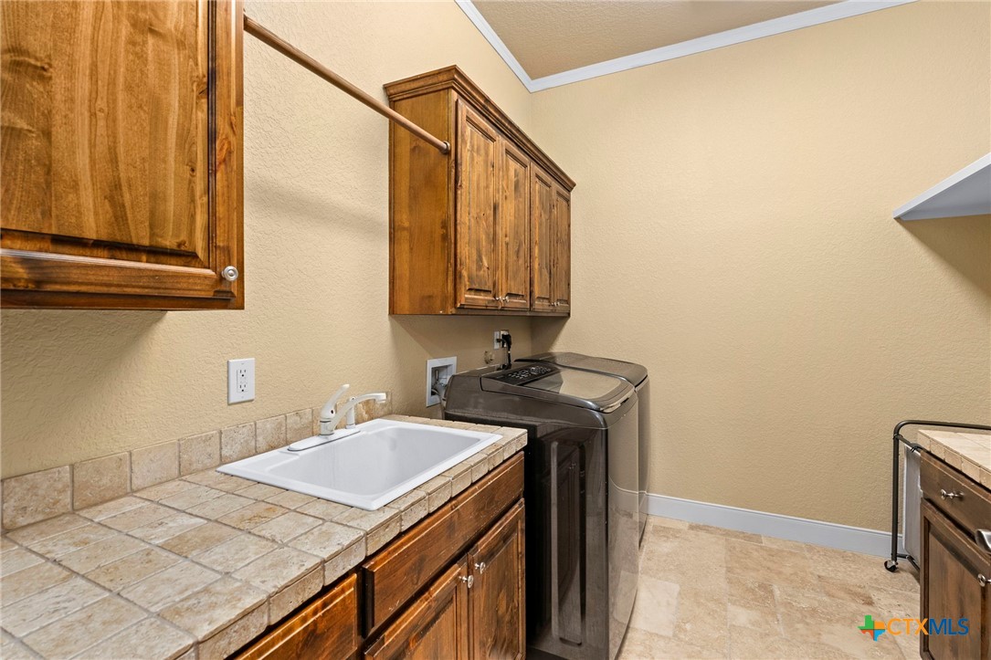 San Antonio, Texas, 78266, United States, 3 Bedrooms Bedrooms, ,3 BathroomsBathrooms,Residential,For Sale,1918081