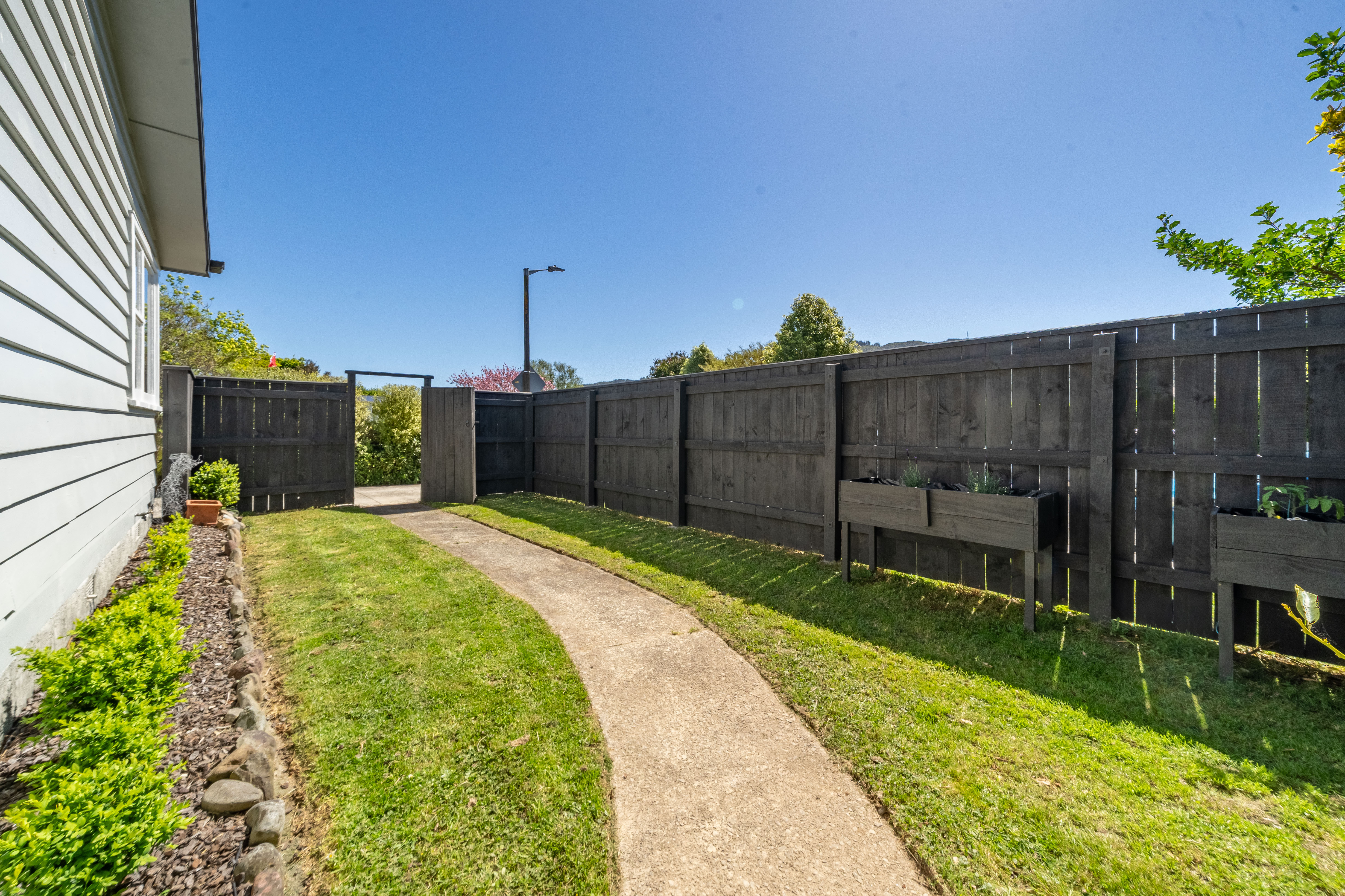  8 Ruru Crescent, Heretaunga, Upper Hutt - 物件實景