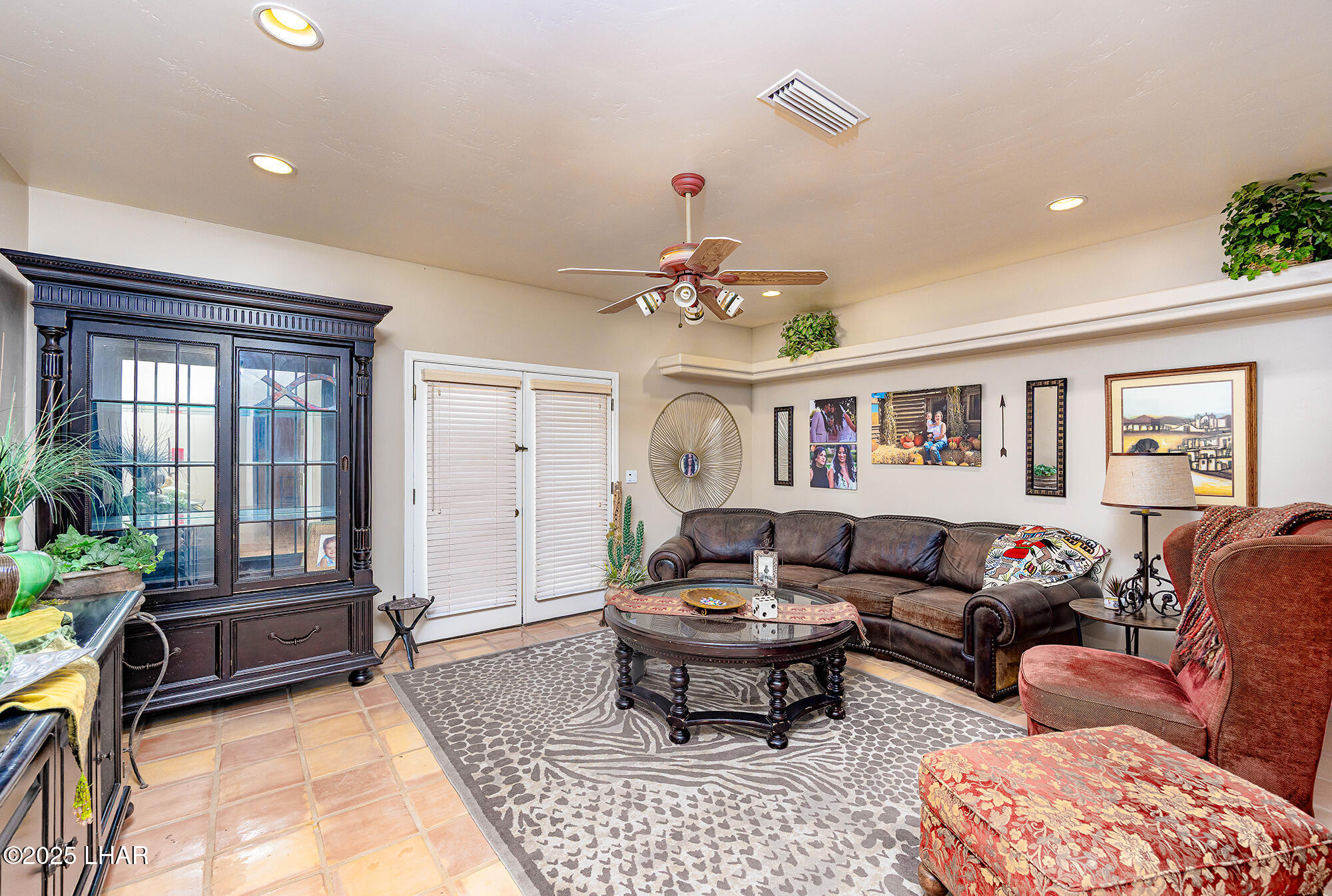 Lake Havasu City, Arizona, 86406, United States, 5 Bedrooms Bedrooms, ,3 BathroomsBathrooms,Residential,For Sale,1996890