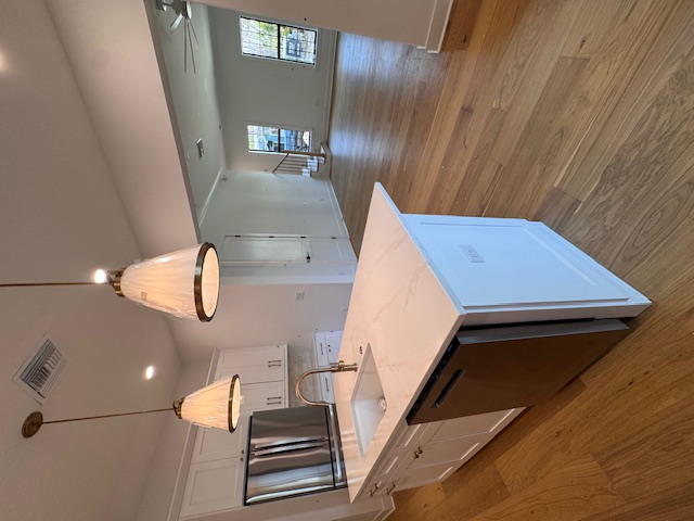 Tampa, Florida, 33629, United States, 4 Bedrooms Bedrooms, ,5 BathroomsBathrooms,Residential,For Sale,2005916