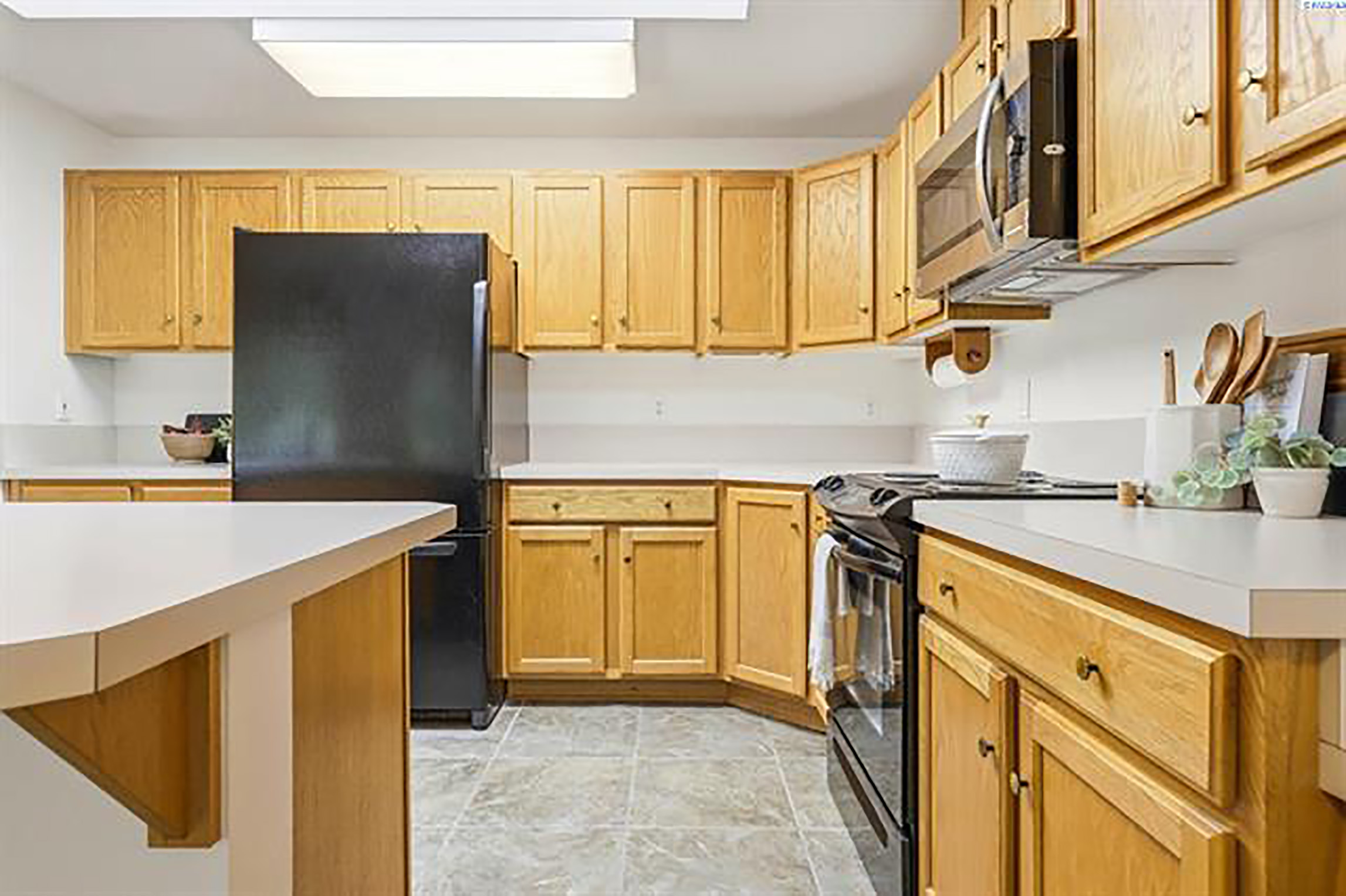  Updated home in the Village at Canyon Lakes - 物件實景