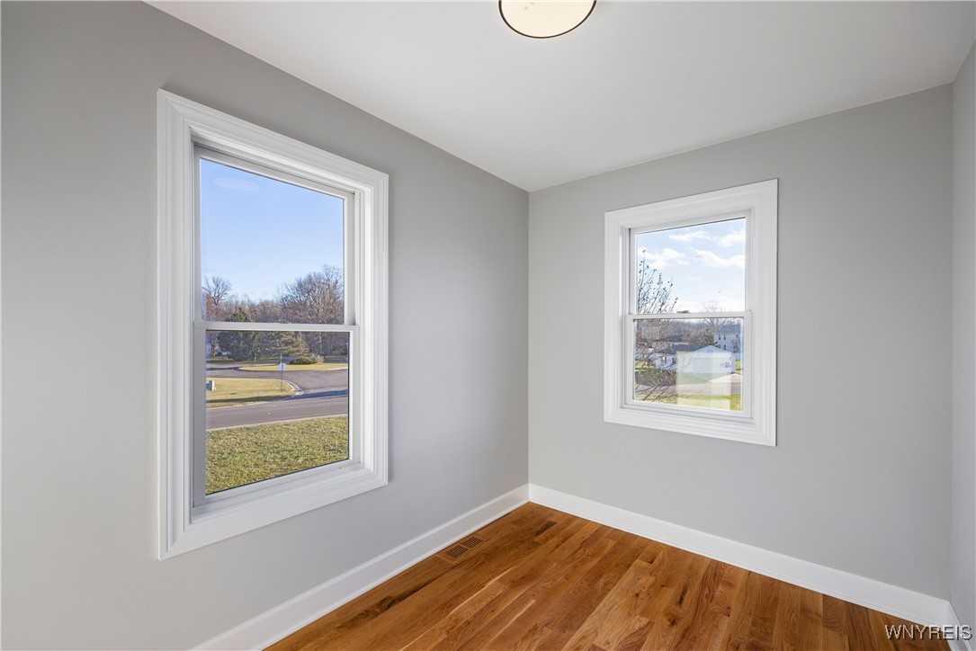 Lewiston, New York, 14174, United States, 3 Bedrooms Bedrooms, ,3 BathroomsBathrooms,Residential,For Sale,1973853