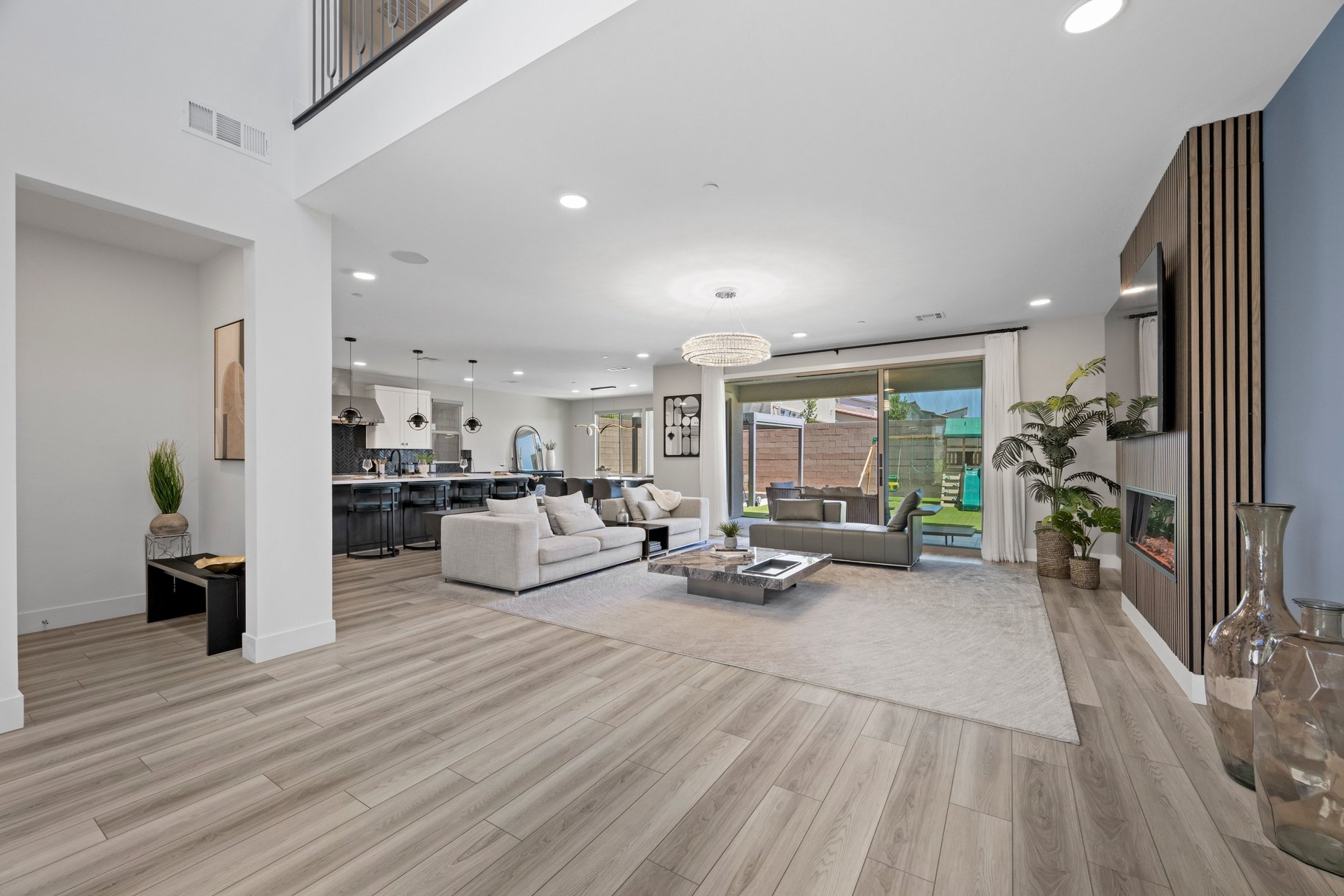  Upgraded Summerlin West Gated Home with Strip & Mountain Views - 物件實景