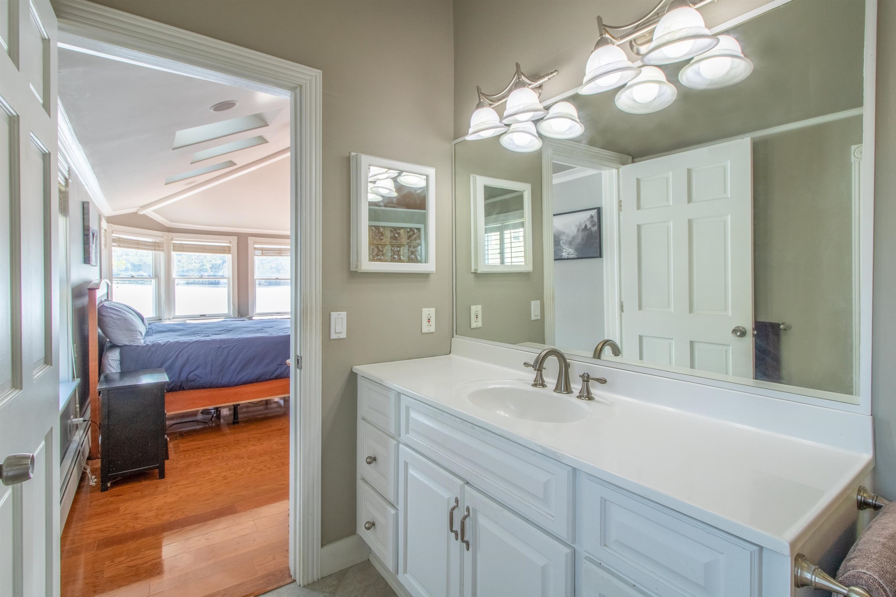 Barton, Vermont, 05822, United States, 2 Bedrooms Bedrooms, ,Residential,For Sale,1766049