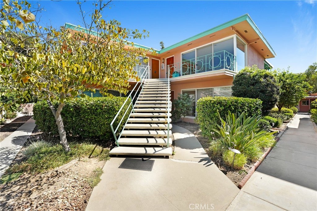Pasadena, California, 91106, United States, 1 Bedroom Bedrooms, ,1 BathroomBathrooms,Residential,For Sale,1942296