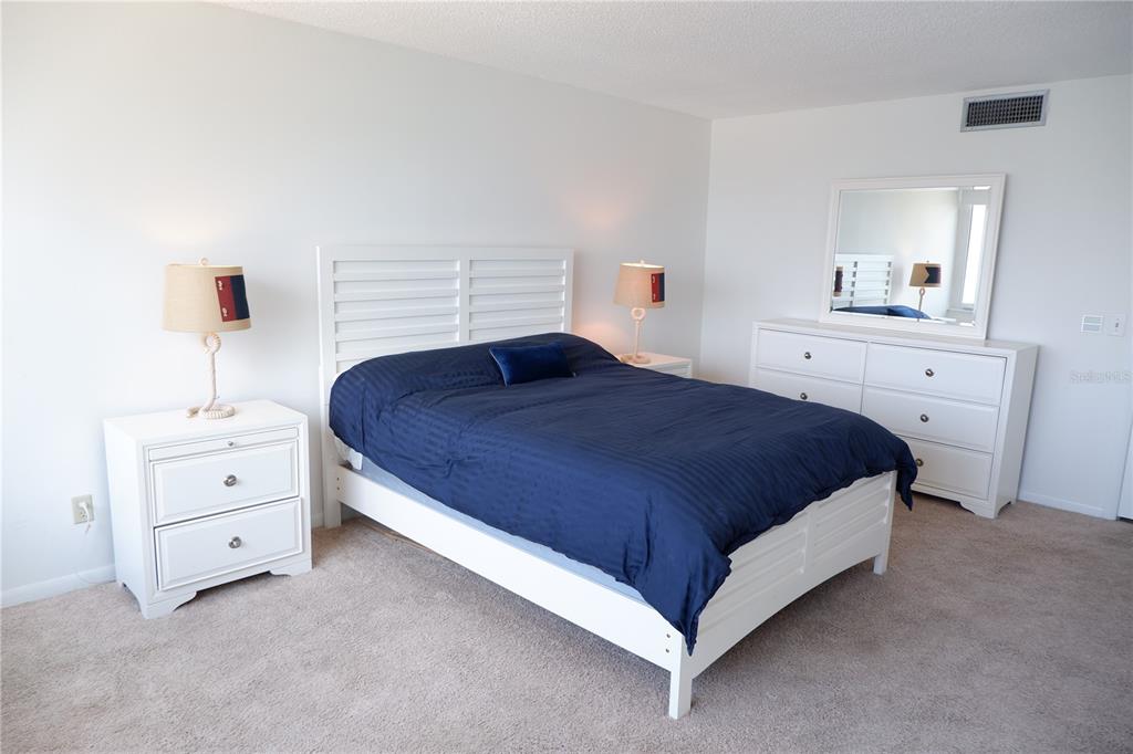 736 Island Way Unit 404, Clearwater Beach, Florida, 33767, United States, 2 Bedrooms Bedrooms, ,2 BathroomsBathrooms,Residential,For Sale,736 Island Way Unit 404,1542121