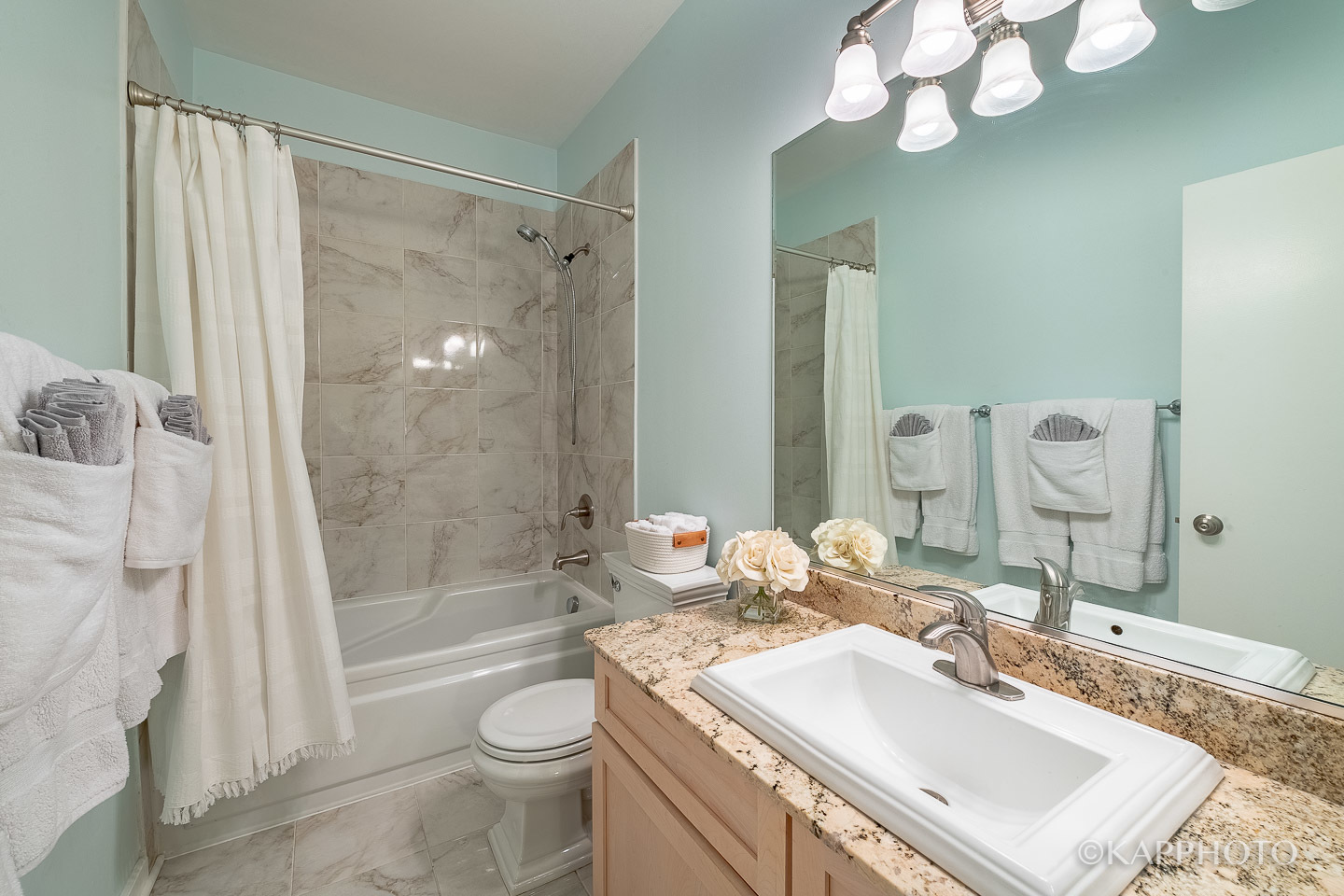 1 N Bishop Street, 3, Chicago, Illinois, 60607, United States, 3 Bedrooms Bedrooms, ,4 BathroomsBathrooms,Residential,For Sale,1 N Bishop Street , 3,1010414
