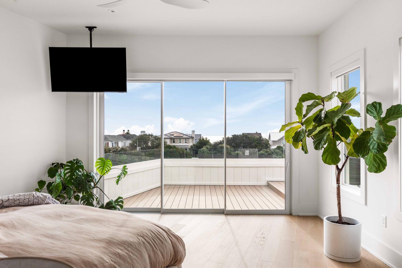 Isle of Palms, South Carolina, 29451, United States, 4 Bedrooms Bedrooms, ,5 BathroomsBathrooms,Residential,For Sale,2003052